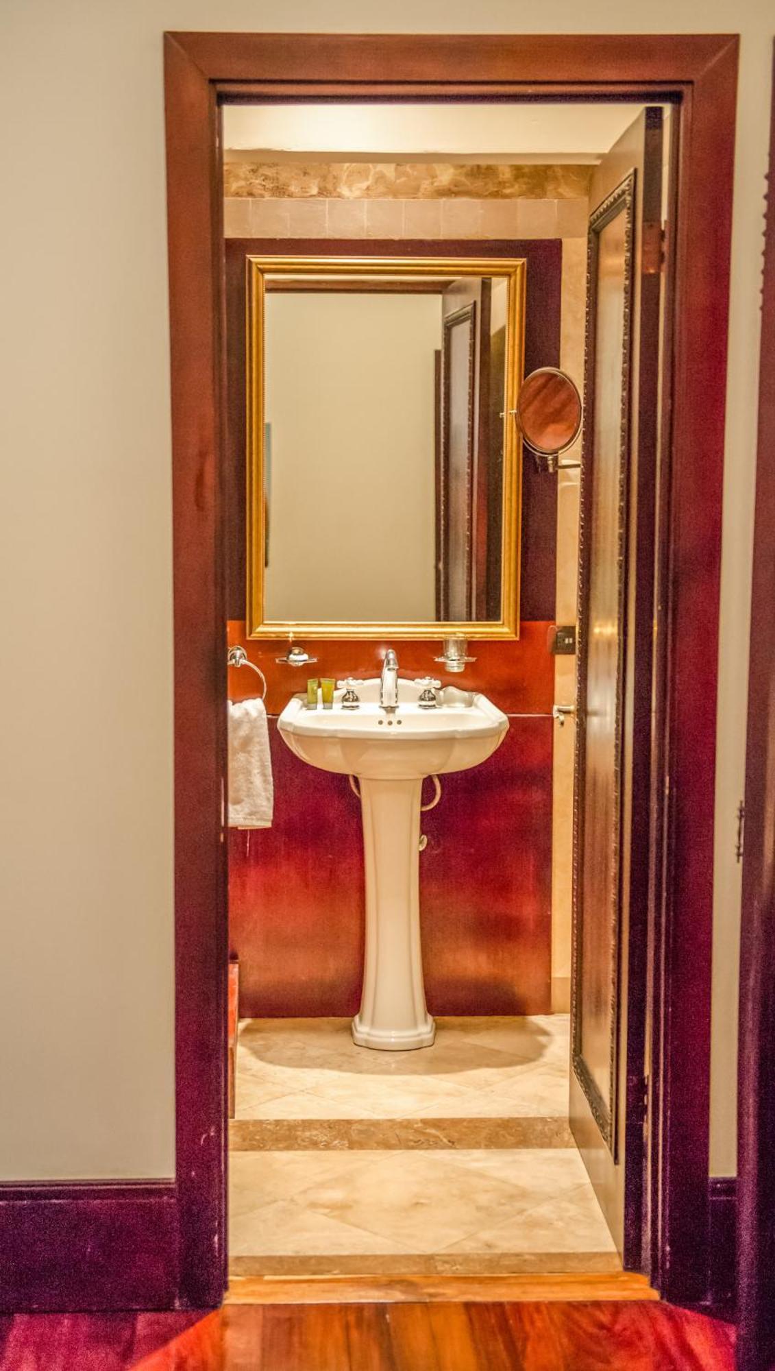 Hotel Majestad San Jose  Bagian luar foto
