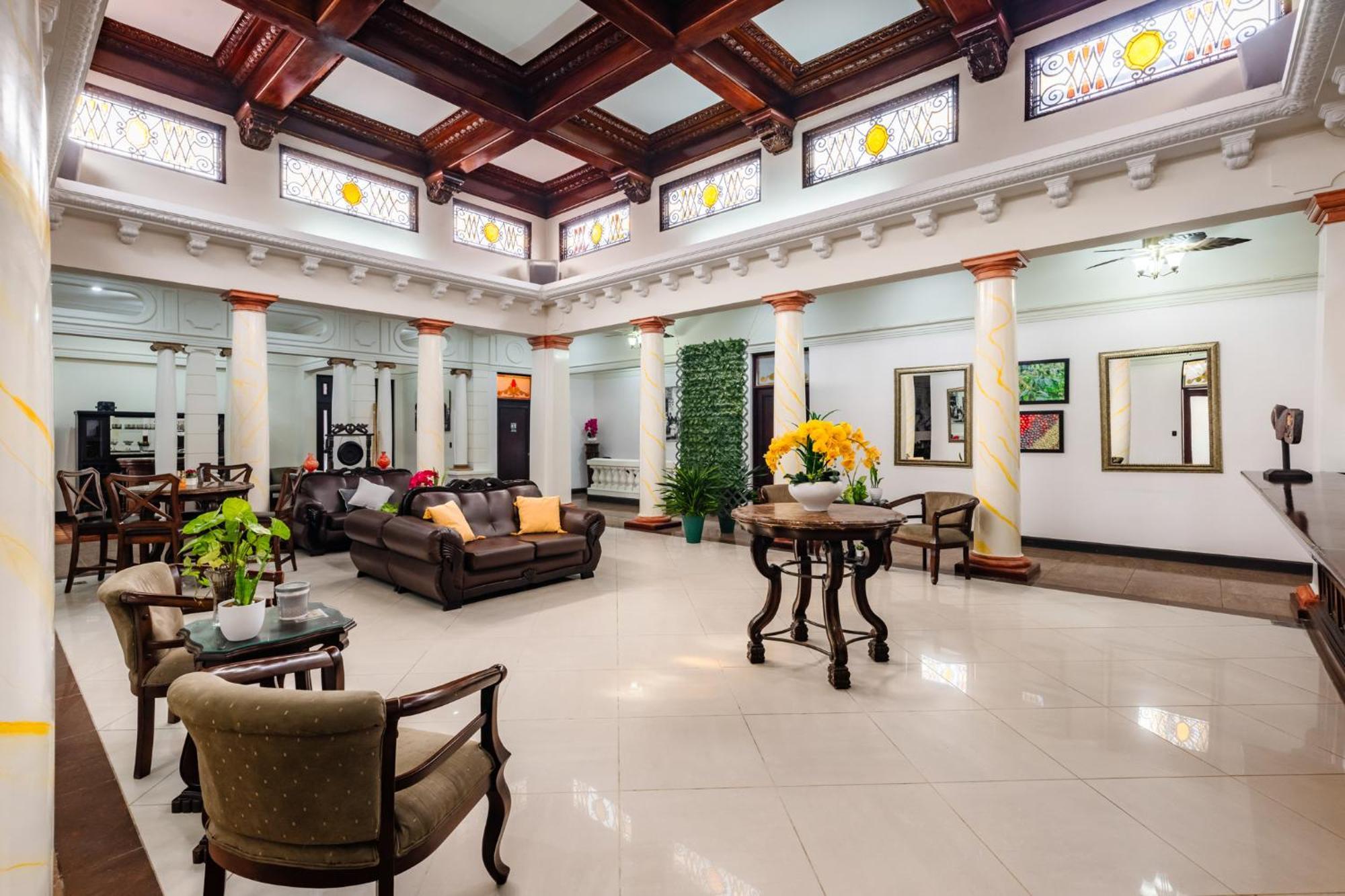 Hotel Majestad San Jose  Bagian luar foto