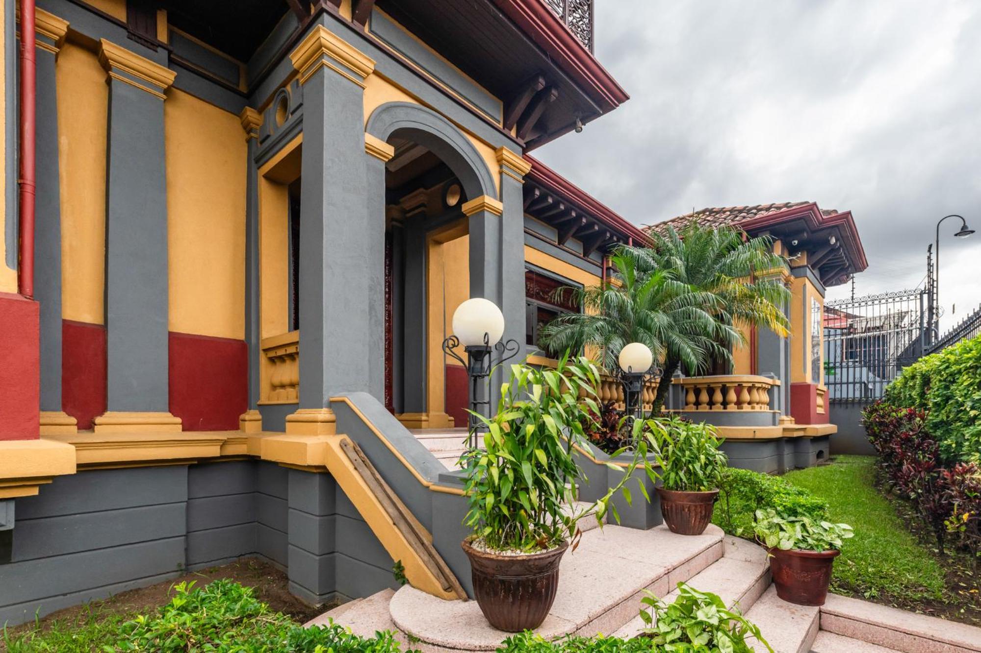 Hotel Majestad San Jose  Bagian luar foto