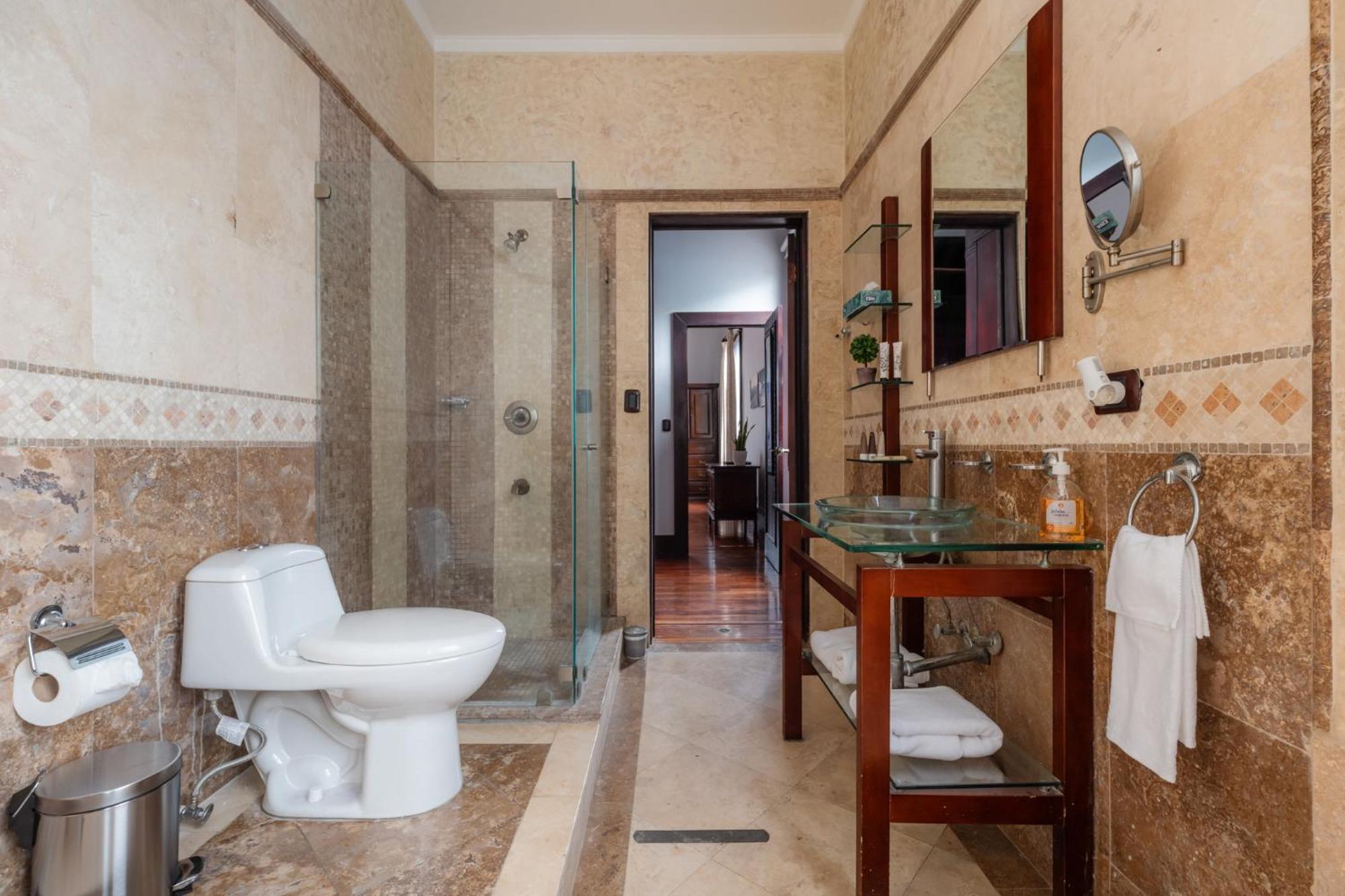 Hotel Majestad San Jose  Bagian luar foto