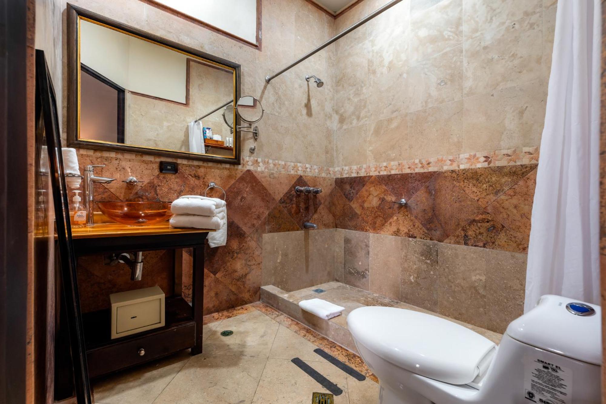 Hotel Majestad San Jose  Bagian luar foto