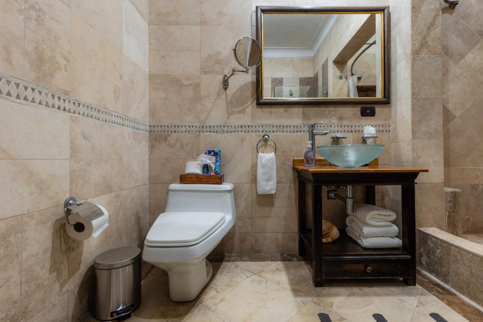 Hotel Majestad San Jose  Bagian luar foto
