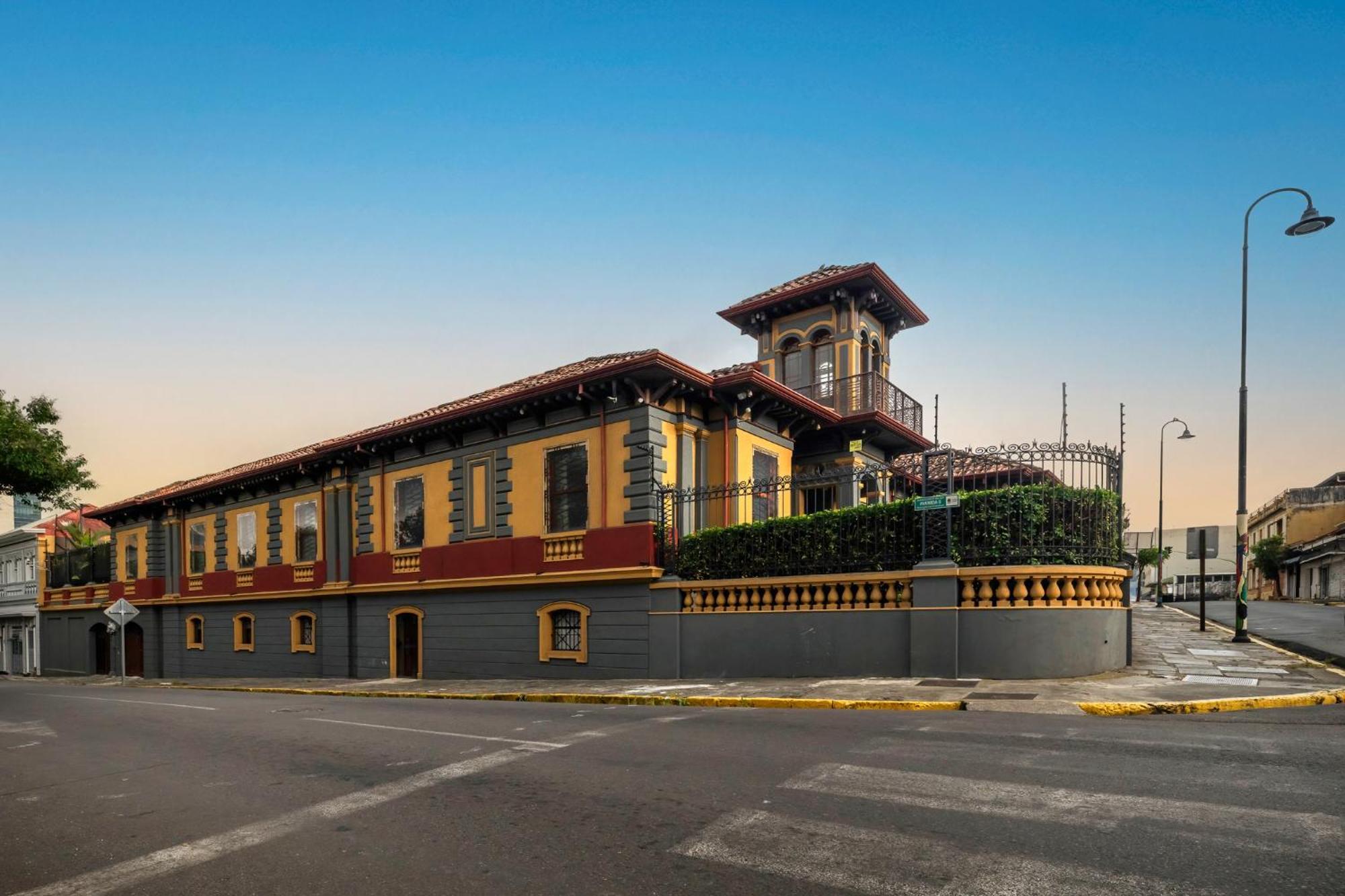 Hotel Majestad San Jose  Bagian luar foto